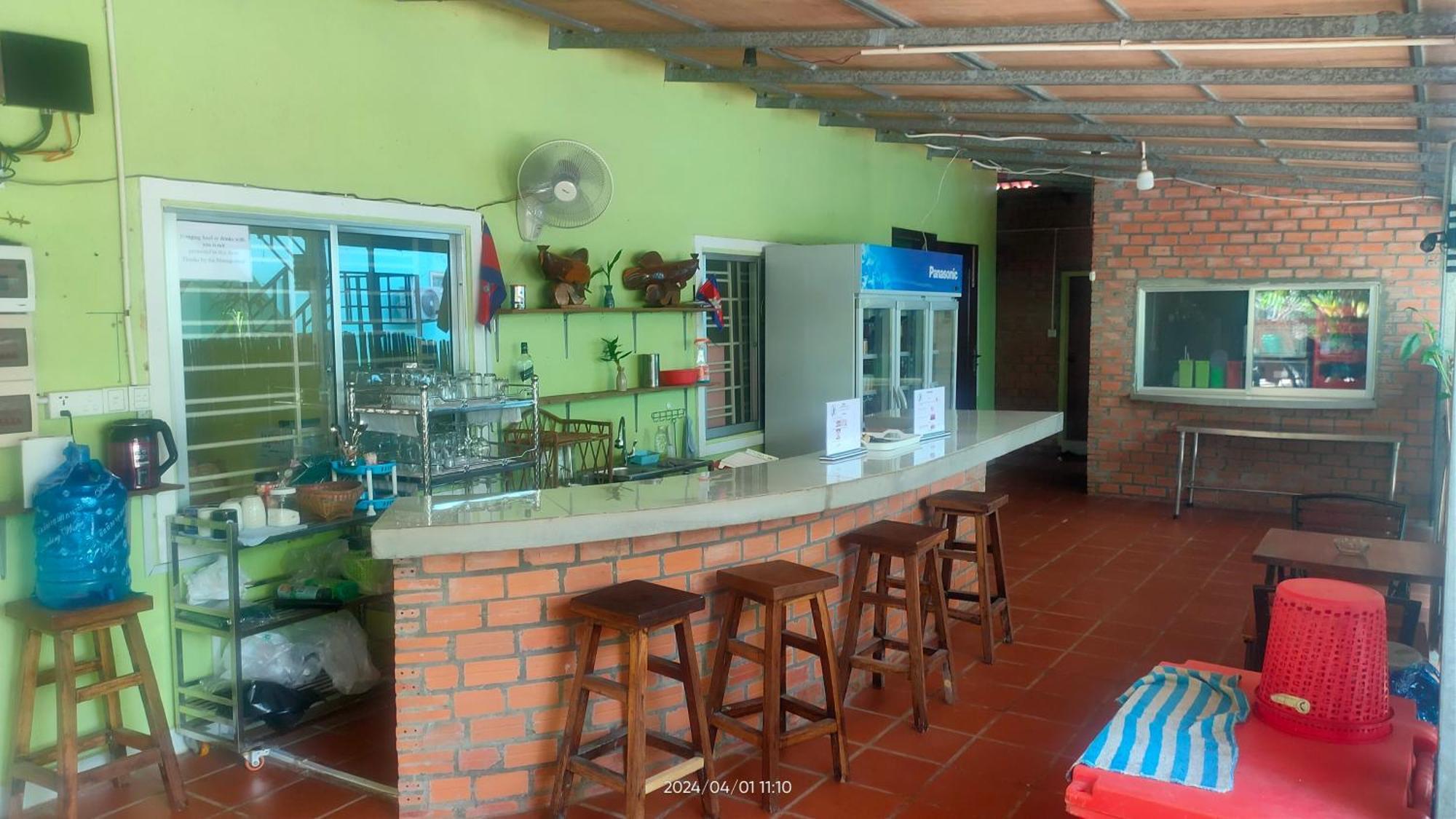 Mabuhay Guesthouse กำปอต ภายนอก รูปภาพ