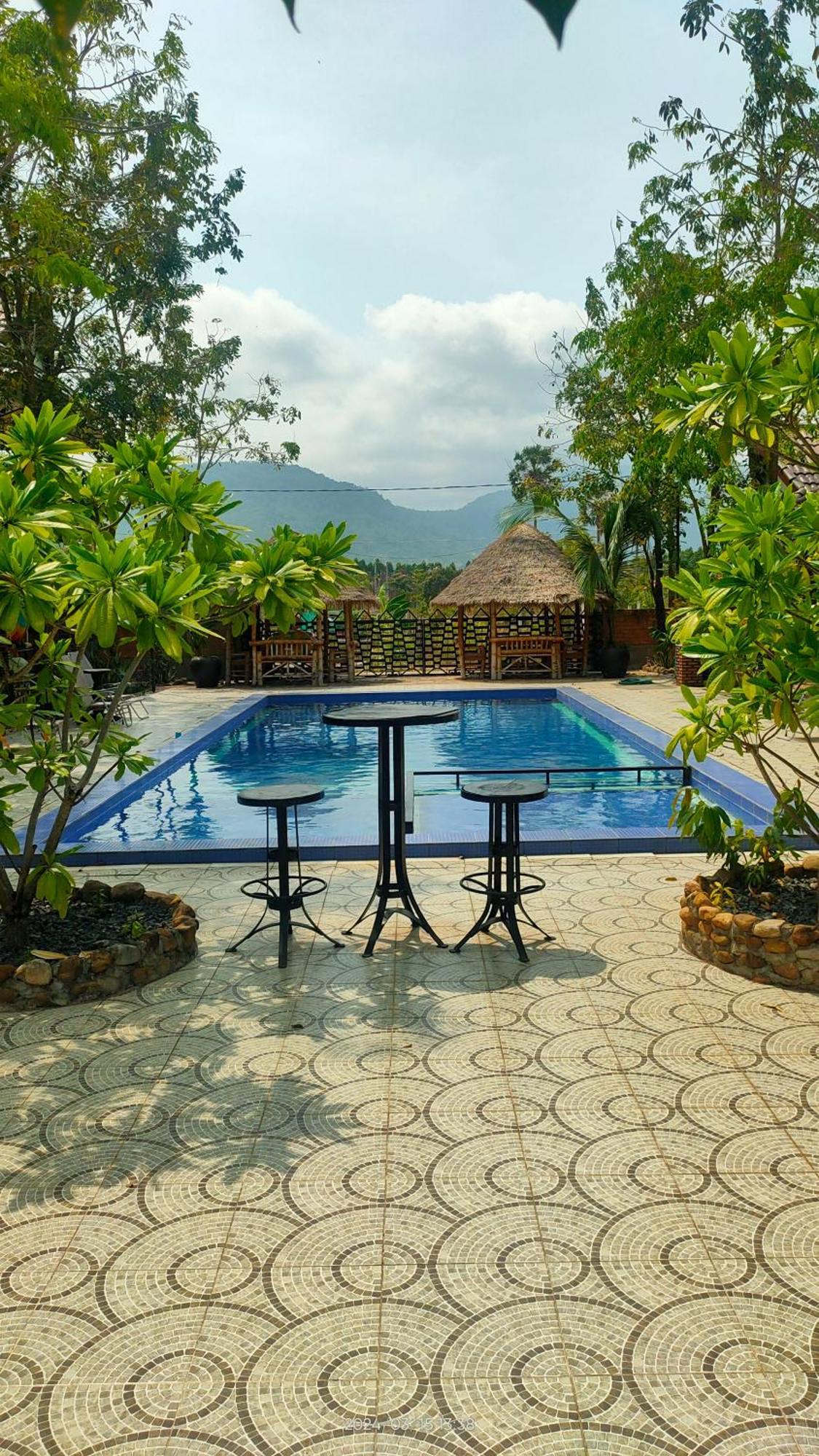 Mabuhay Guesthouse กำปอต ภายนอก รูปภาพ