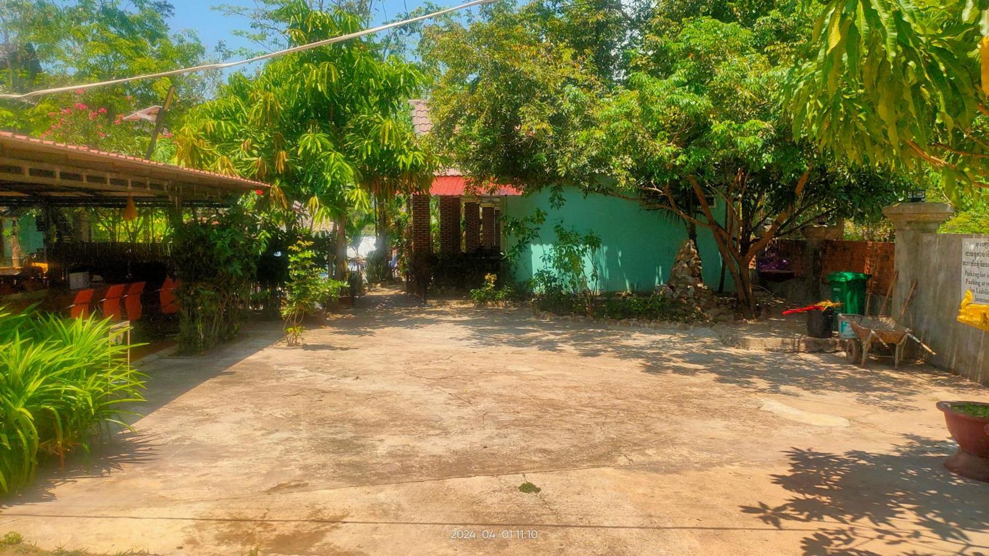 Mabuhay Guesthouse กำปอต ภายนอก รูปภาพ