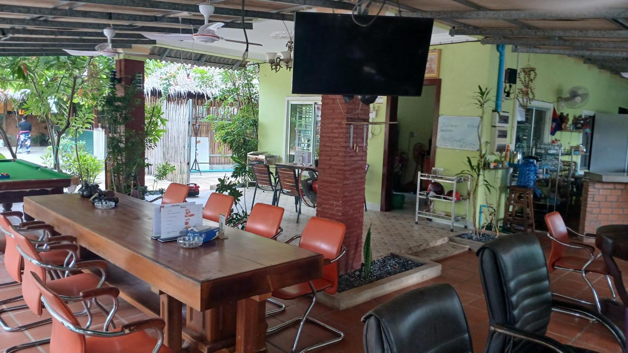Mabuhay Guesthouse กำปอต ภายนอก รูปภาพ