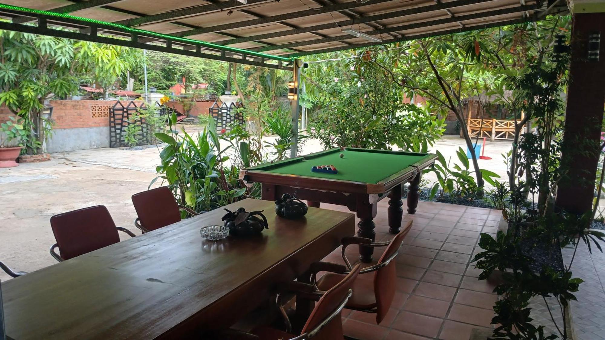Mabuhay Guesthouse กำปอต ภายนอก รูปภาพ