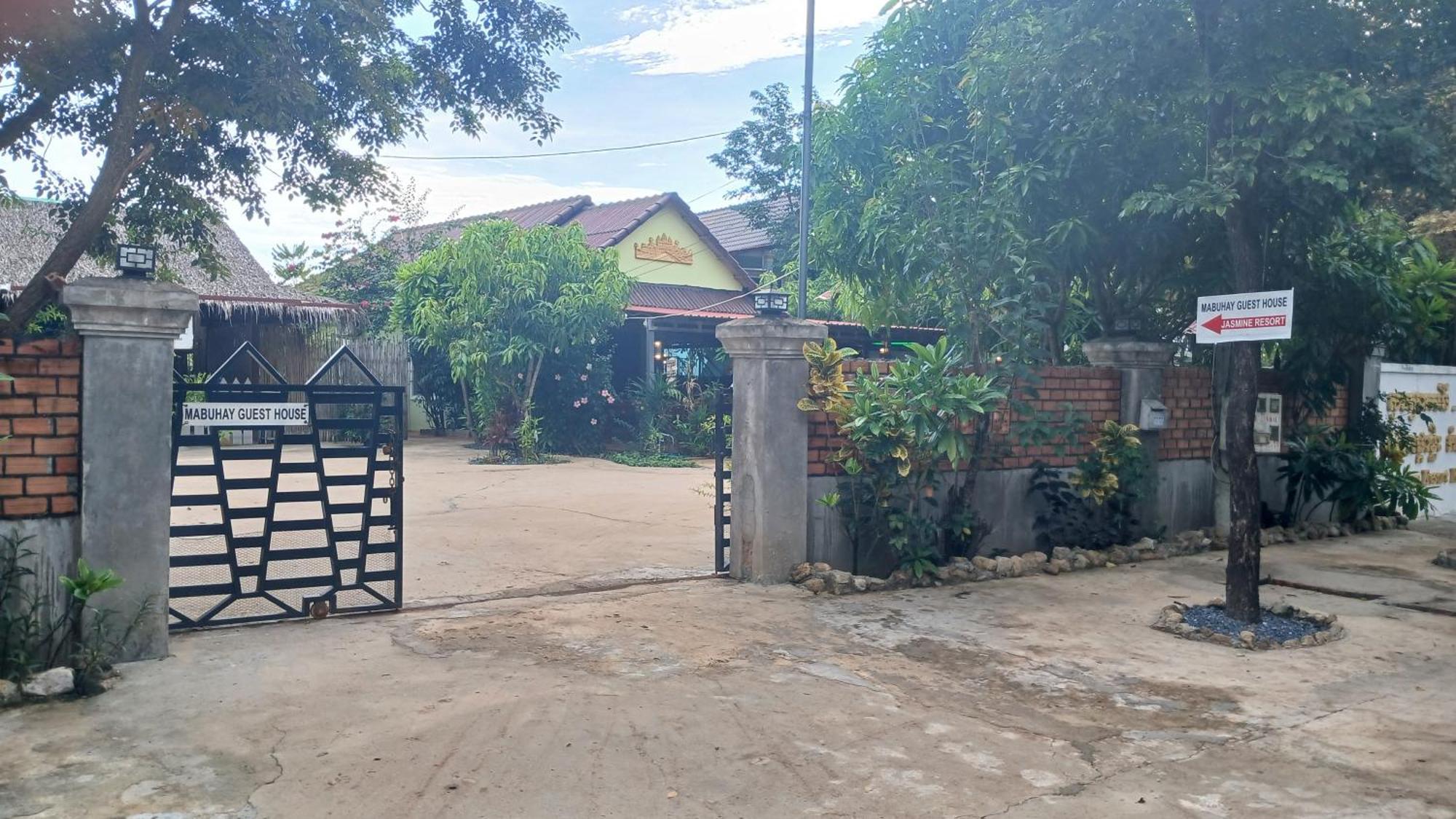 Mabuhay Guesthouse กำปอต ภายนอก รูปภาพ